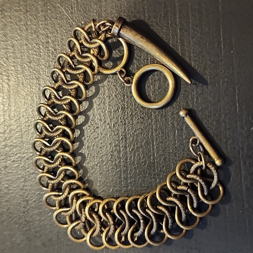 Banana Republic gold and gunmetal link bracelet - GREAT CONDITION